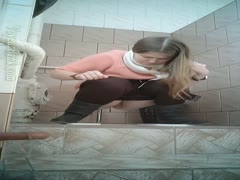 When this babe was urinating, a cute and chubby white blonde was seen on camera.
